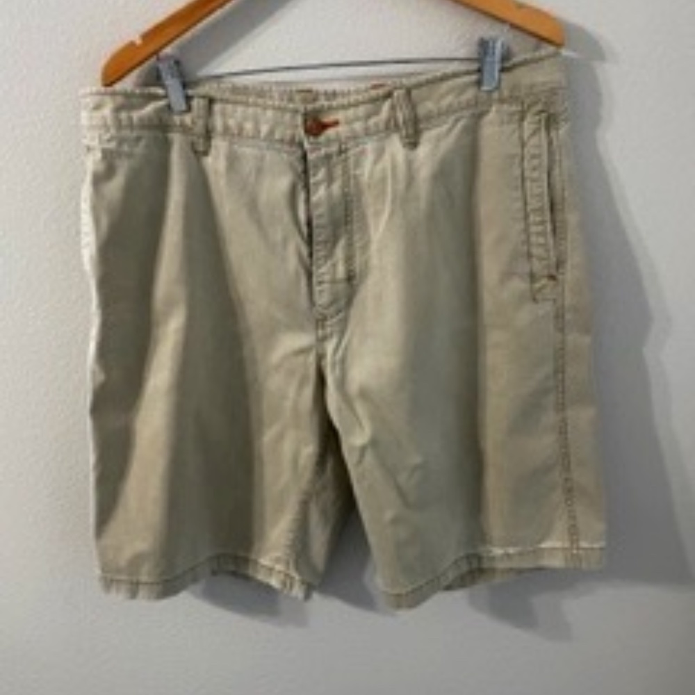 Tommy Bahama Shorts